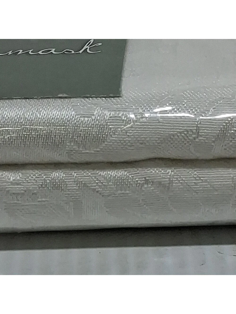 VTG Home Trend Damask Tablecloth 60”x102” Oblong 52% Cotton/48% Polyester White